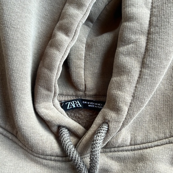 ZARA OVERSIZED HOODIE - SIZE M - Picture 2 of 3